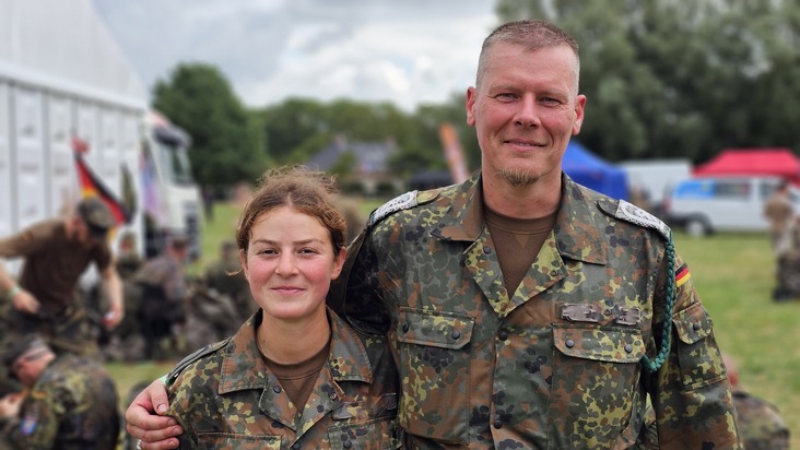 Geschafft! Knapp 350 Soldatinnen und Soldaten der 66. deutschen Nimwegen-Delegation der Bundeswehr bekamen ihre Auszeichnung auf der Charlemagne